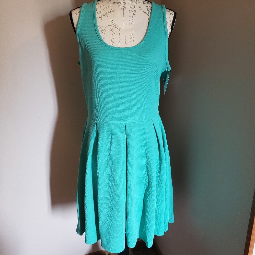 Fit and Flare Summer Dress - Picture 8 of 9